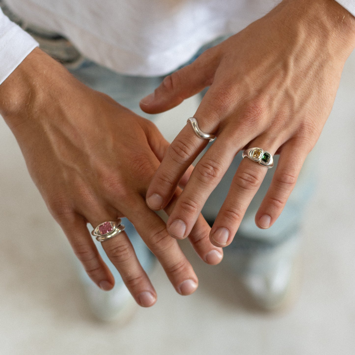 handgemaakte zilveren ring met steen
