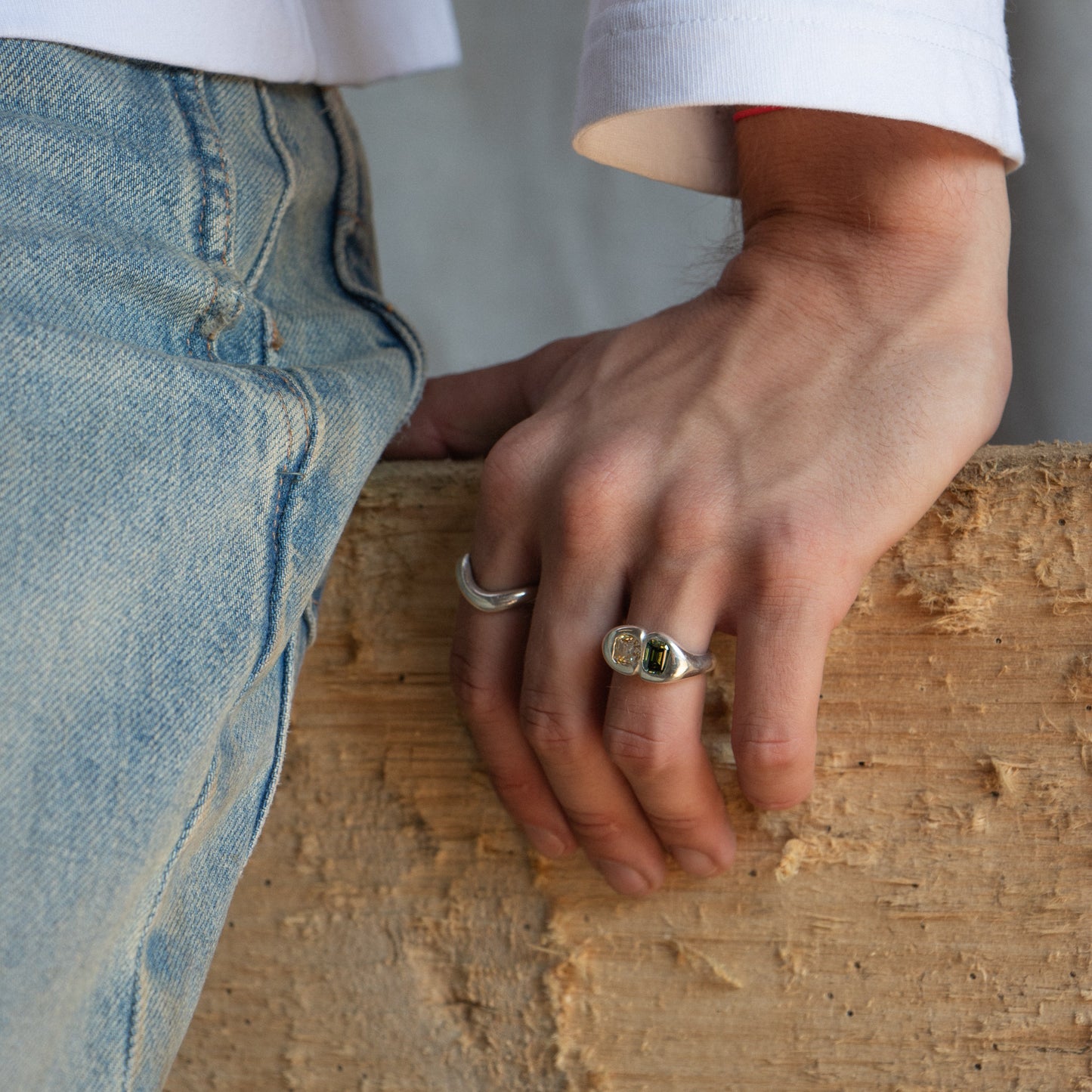 handgemaakte zilveren ring met twee stenen