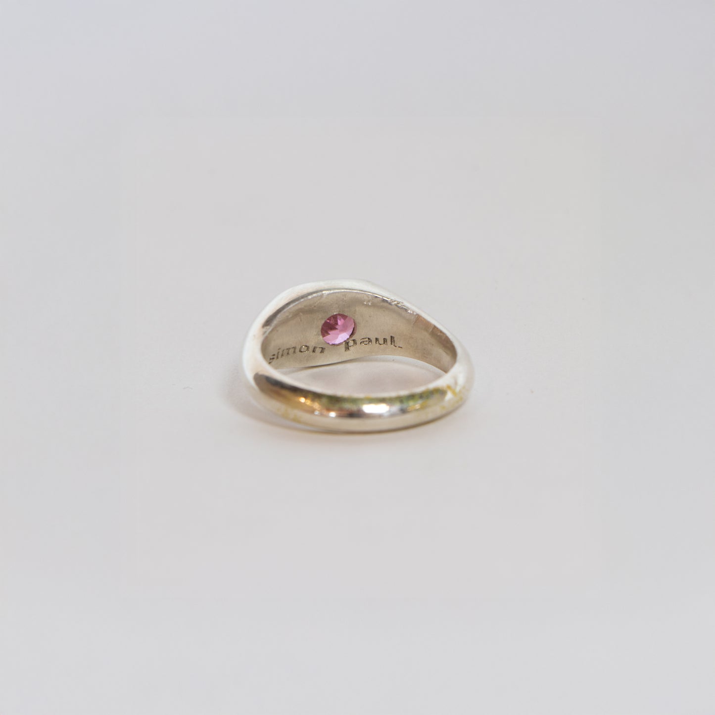 handgemaakte zilveren ring met steen